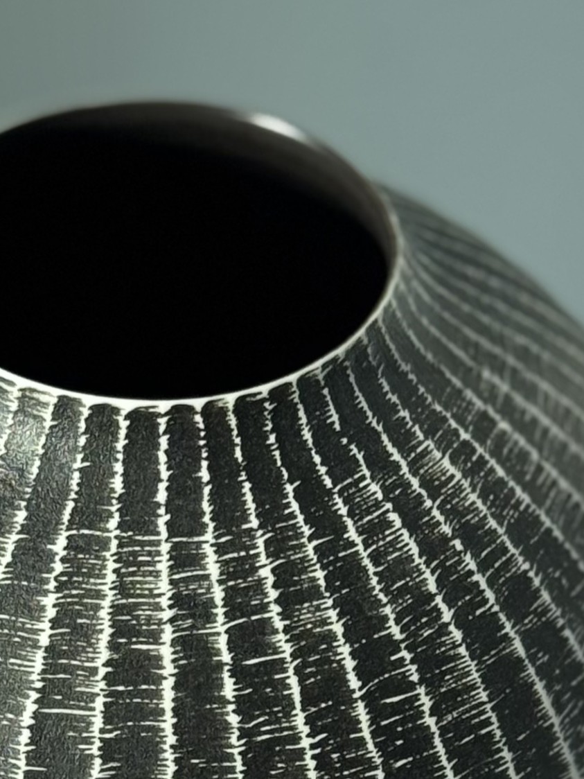 Movement of Line Carves&nbsp;Emotions